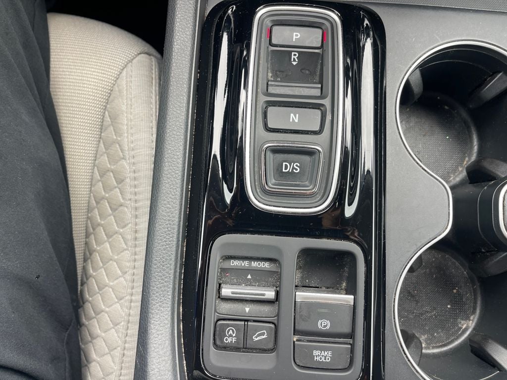 2023 Honda Pilot LX - Photo 17