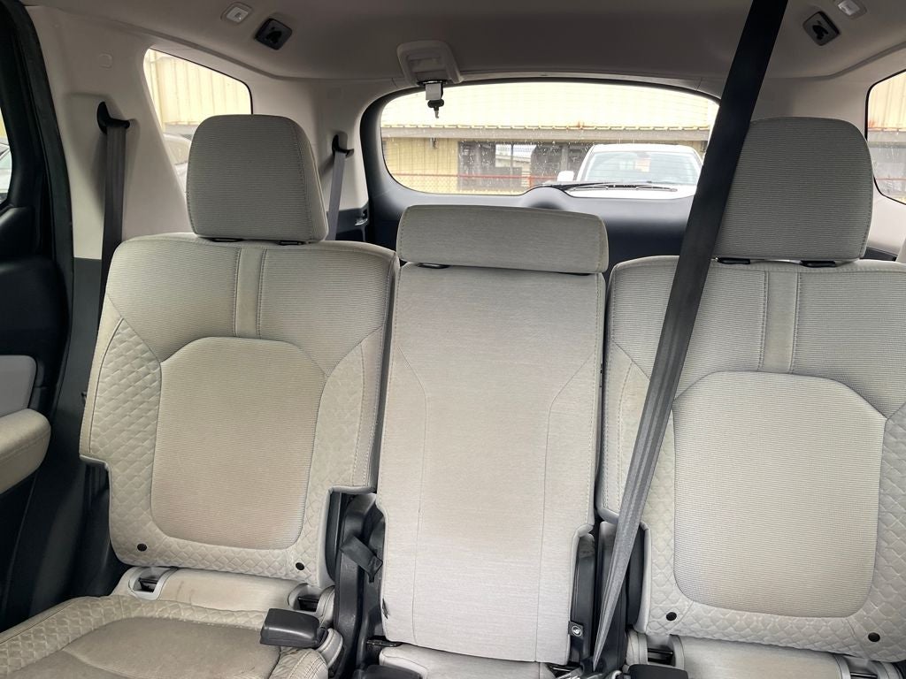 2023 Honda Pilot LX - Photo 18