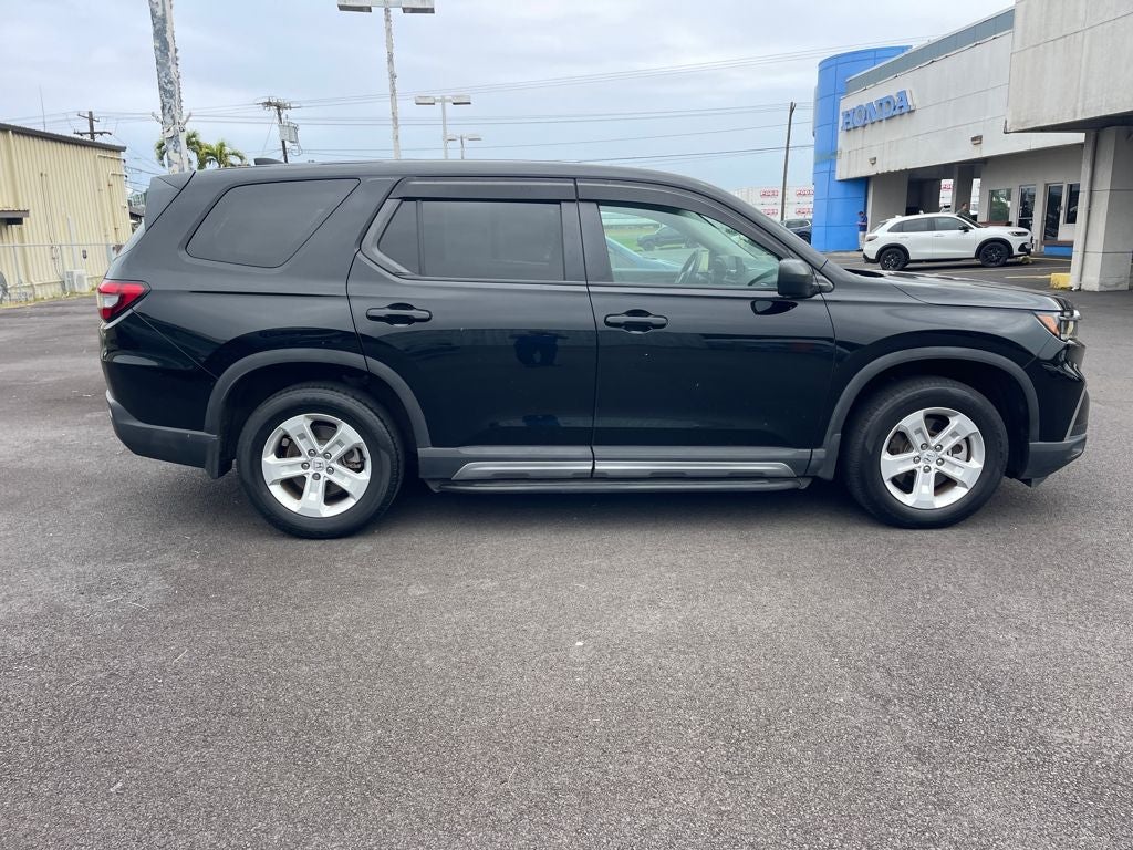 2023 Honda Pilot LX - Photo 8