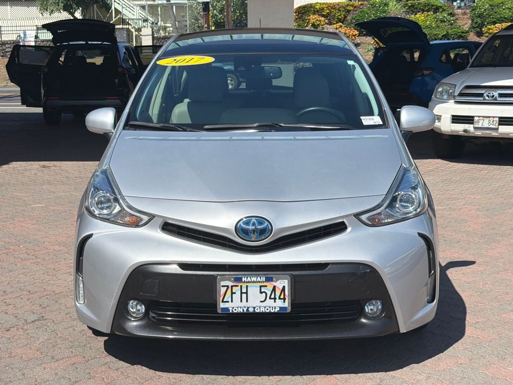 2017 Toyota Prius v Two