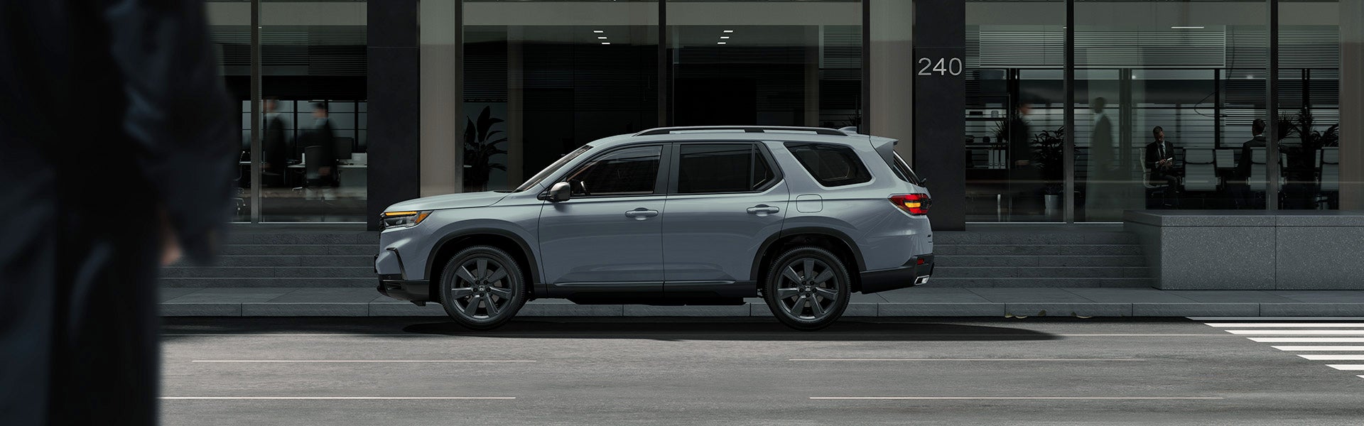  2024 Honda Pilot vs 2024 Chevrolet Traverse Hilo, HI